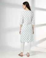Women Paisley Print Straight Kurta - Image 3